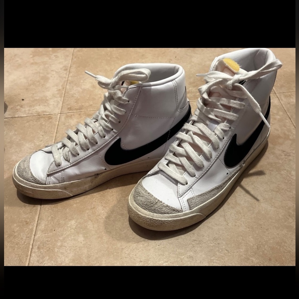 Nike Blazer Mid 77